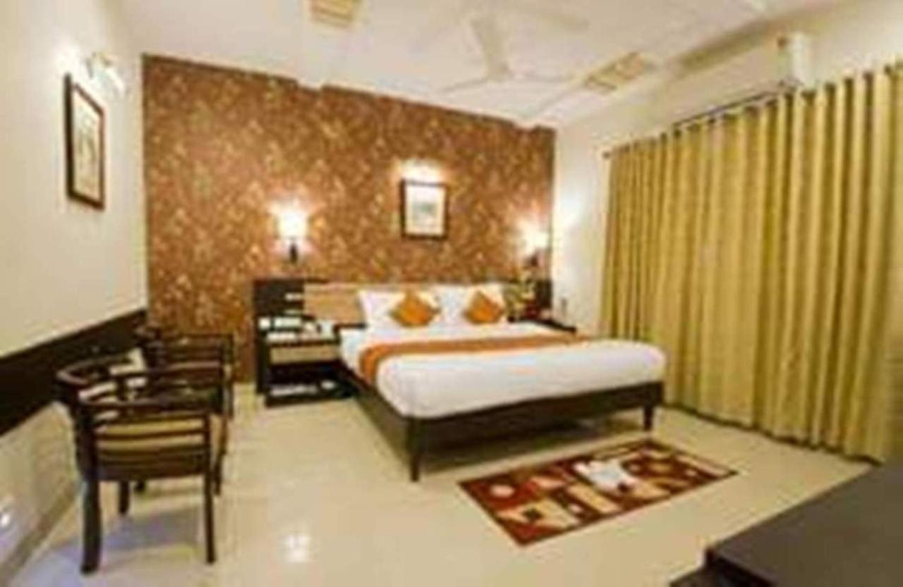 Hotel Siddharth Palace Jaipur Exteriör bild